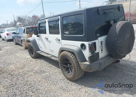 2015 Jeep Wrangler Unlimited Sport z USA, uszkodzony, nr VIN 1C4BJWDG3FL667300